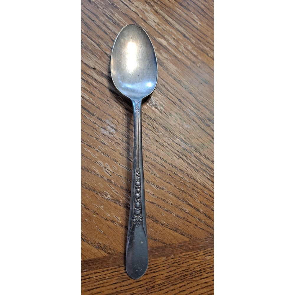 Vintage‎ WM Rogers MFC.CO Original Rogers Antique Spoon